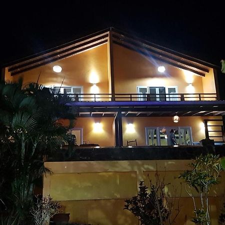 Kaye Mango Villa Soufrière Dış mekan fotoğraf
